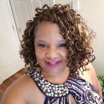 Profile Picture of Tracie Brown (@traciebrown48) on Twitter