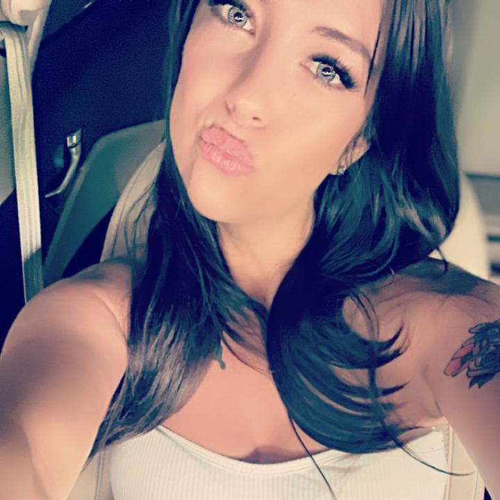 Profile Picture of Jennifer Kendall (@jennipoo1) on Tiktok
