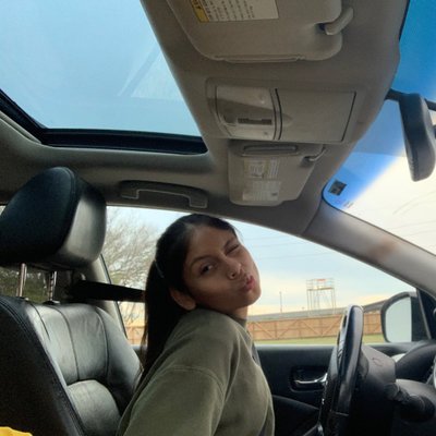 Profile Picture of Emely (@BerdejoEmely) on Twitter