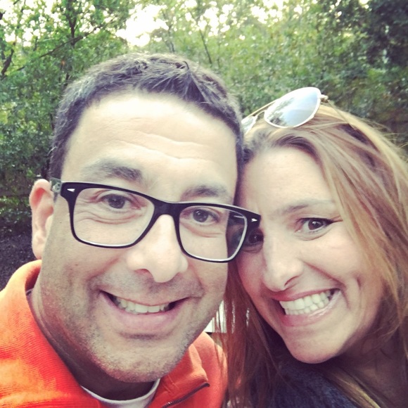 Profile Picture of Jennifer Goldstein (@jgo1234) on Poshmark