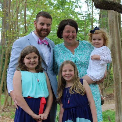 Profile Picture of Melissa Sharpless (@Lucys607) on Twitter
