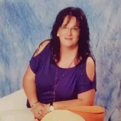 Profile Picture of Julia Sanner (@julia_sanner) on Twitter