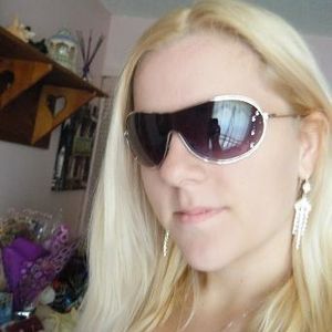 Profile Picture of Jenna Brewer (@jennascrazybutt) on Myspace