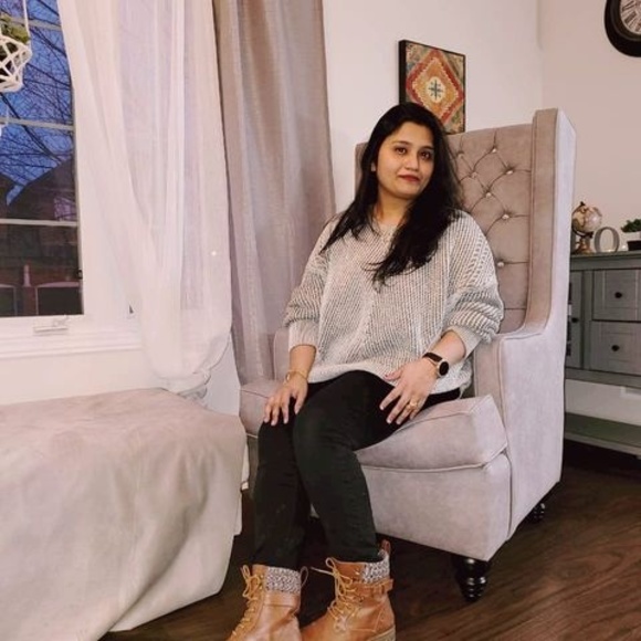 Profile Picture of Pooja Upadhyay (@poojaab07) on Poshmark