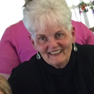 Profile Picture of Nancy Frost (@Frostoe) on Twitter