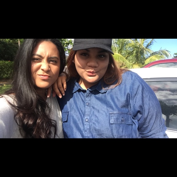 Profile Picture of Lei Caspino (@leicaspino) on Poshmark