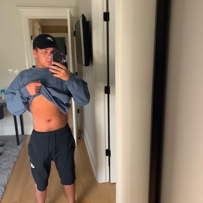 Profile Picture of Adam Douglas (@thathotfanboy) on Twitter