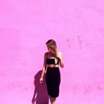 Profile Picture of Sarah Stapleton (@sarahstapleton) on Instagram