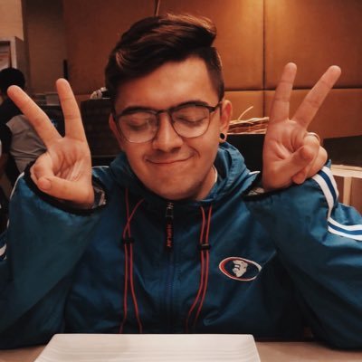 Profile Picture of Dan Cabiles (@philoSophosQuil) on Twitter