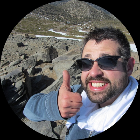 Profile Picture of Sean Corum (@drvibers) on Poshmark