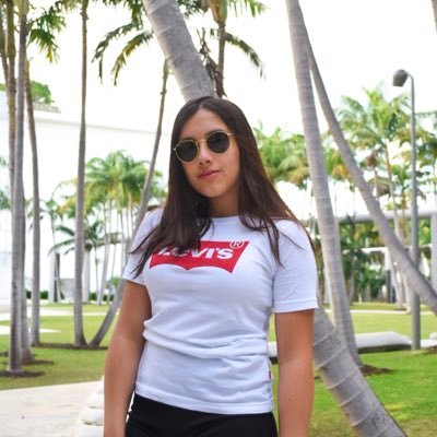 Profile Picture of 𝐉𝐮𝐥𝐢 Is Seeing Louison Twitter