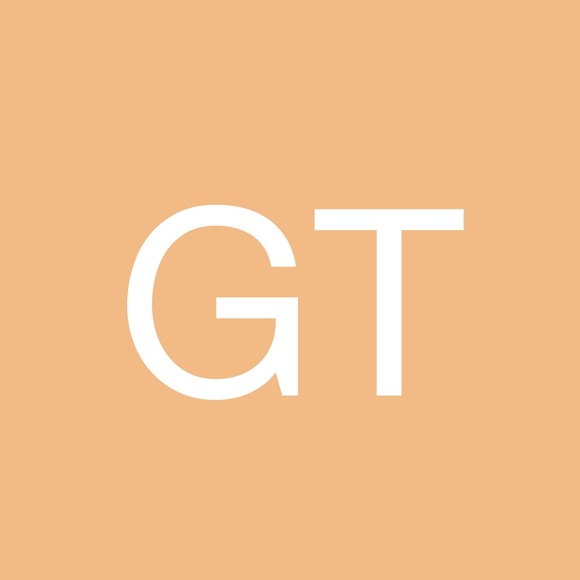 Profile Picture of Geraldine Turecek (@gturecek) on Poshmark