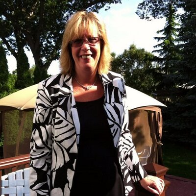 Profile Picture of Robin Lacker (@robinl516) on Twitter