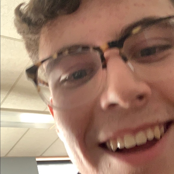 Profile Picture of Cecilia Deel (@ceciliadeel) on Poshmark