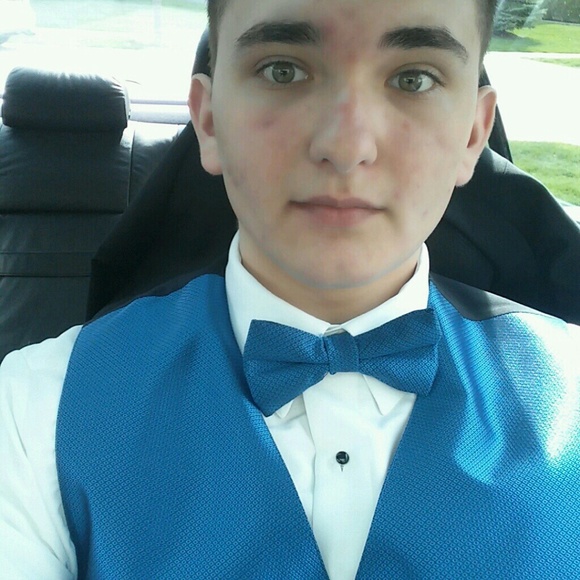 Nazim Emini - Poshmark Profile Picture of Nazim Emini (@ne98) on Poshmark