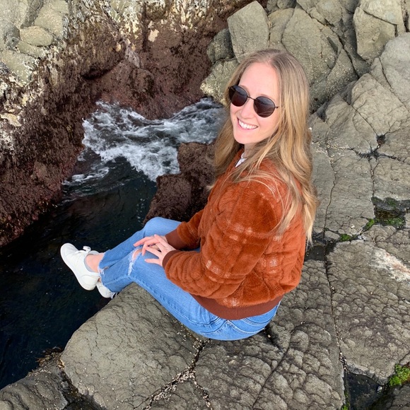 Profile Picture of Rikke Gasner (@rikkegasner) on Poshmark
