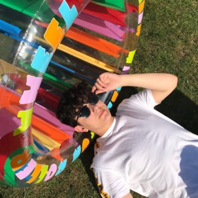 Profile Picture of Rico Devivo (@enricodevi) on Twitter