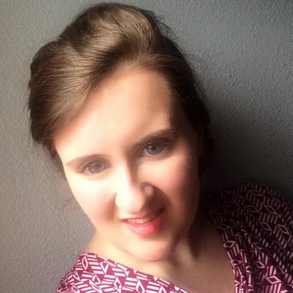 Profile Picture of Rebekah Mccoy (@irishsweetheart) on Poshmark