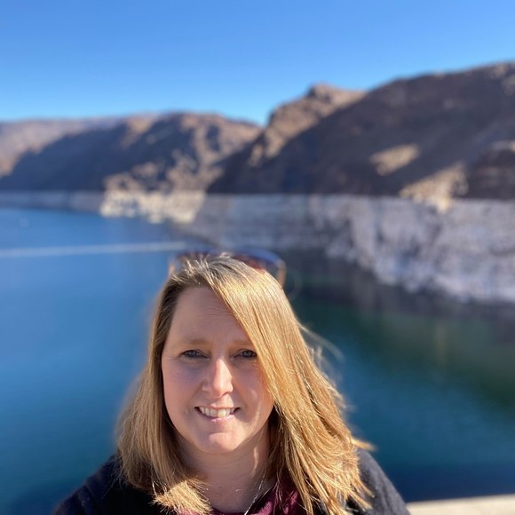 Profile Picture of Tracie Richardson (@trr1772) on Poshmark