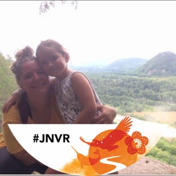 Profile Picture of Maud Devallez (@ptitechochote) on Poshmark