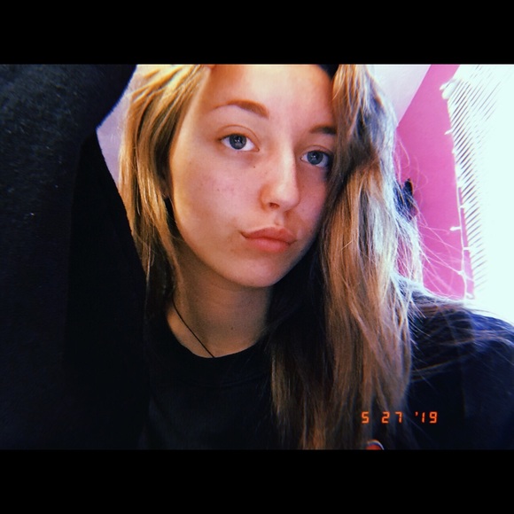 Profile Picture of Marley Ropp (@ropp_marley) on Poshmark