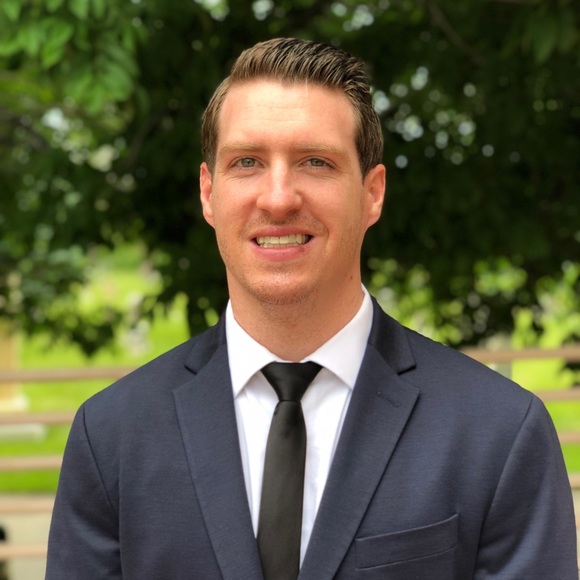 Profile Picture of Brad Arnold (@brad_arnold) on Poshmark