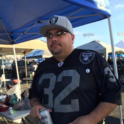 Profile Picture of John Almendarez (@64Rida) on Twitter