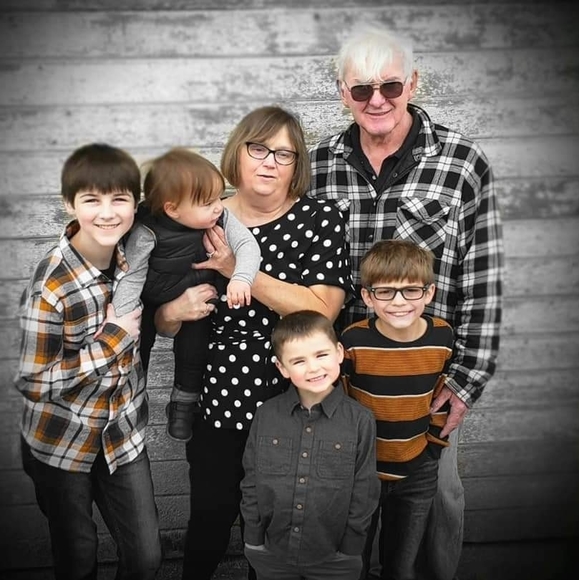 Sherilynmarie Taylor - Poshmark Profile Picture of Sherilynmarie Taylor (@sherilynmariet) on Poshmark