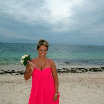 Profile Picture of Kris McIntosh (@misskmac) on Twitter