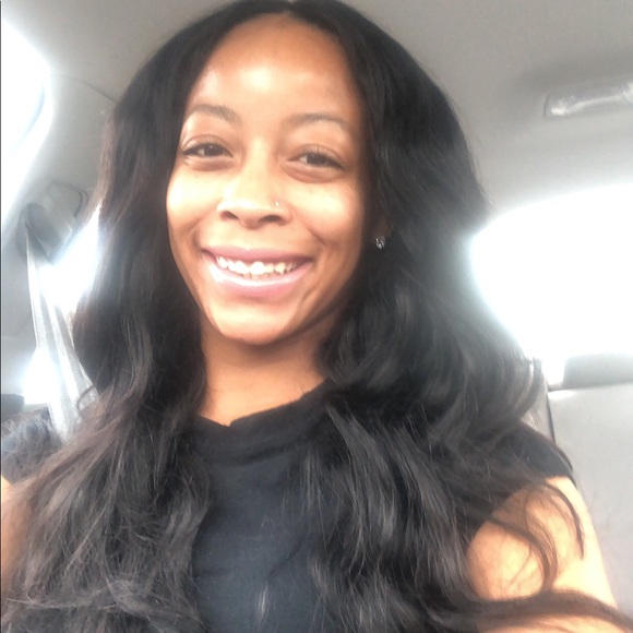 Profile Picture of Leigh ann Coppins (@leighacop25) on Poshmark