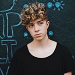 Profile Picture of JACK ROBERT AVERY💛🍋💡 (@wdw.idiots) on Instagram