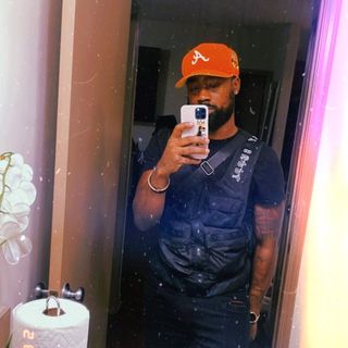 Profile Picture of Trench Collection (@trenchcollection__) on Instagram