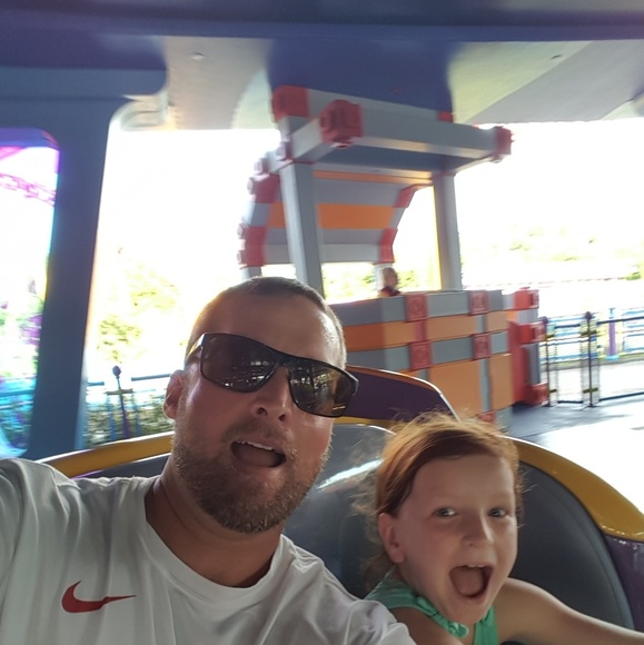 Profile Picture of Chris Carruthers (@ccwal7) on Poshmark