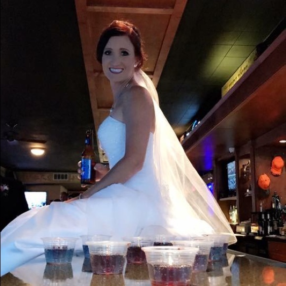 Profile Picture of Kelsey Haase (@brayten5) on Poshmark