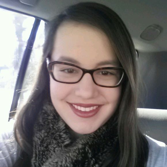 Profile Picture of Isabella Dalba (@italianmocha) on Poshmark