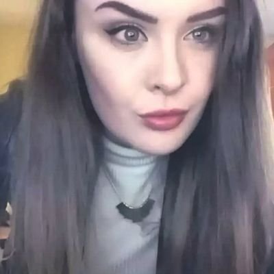 Profile Picture of Beth Scott Rook (@Rookie1996) on Twitter