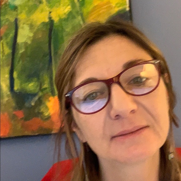 Profile Picture of Diana Povolotskaya (@dpovolotskaya) on Poshmark