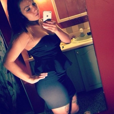 Profile Picture of Lea Laughlin (@lea_elilaugh27) on Twitter
