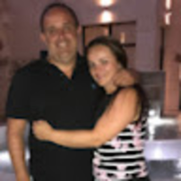 Profile Picture of Sanela Muratovic (@sanelam4) on Poshmark