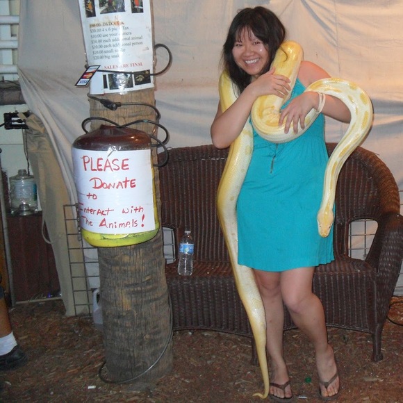 Profile Picture of Nancy Lai (@n_poshmarkl5) on Poshmark