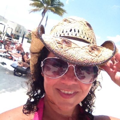 Profile Picture of Linda Parris (@parrisl7) on Twitter