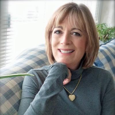 Profile Picture of Susan Hart Snyder (@susanhartsnyder) on Twitter