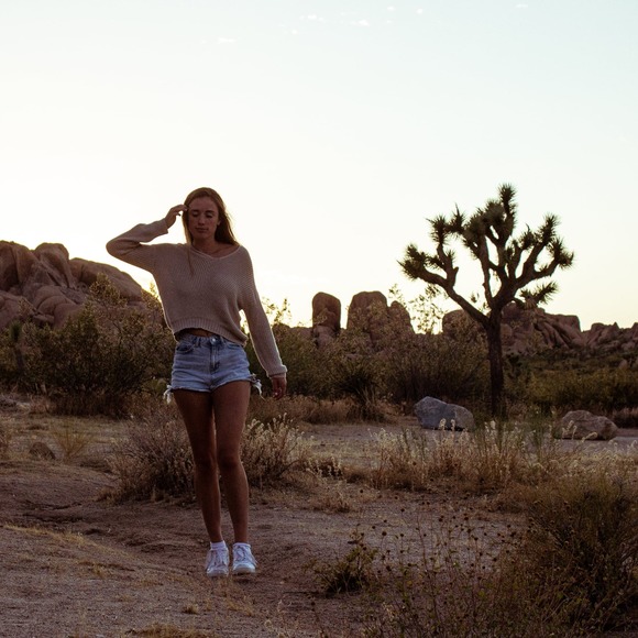 Profile Picture of Leah Maricle (@leahmaricle) on Poshmark