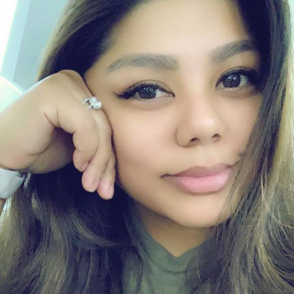 Profile Picture of Mercedes Taimanglo (@saydeez671) on Poshmark