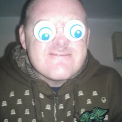 Profile Picture of Damian Roberts (@DamianRoberts) on Twitter