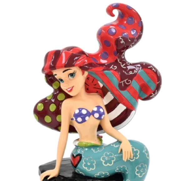 Profile Picture of Zuri Vanbelle (@zurivanbelle) on Poshmark