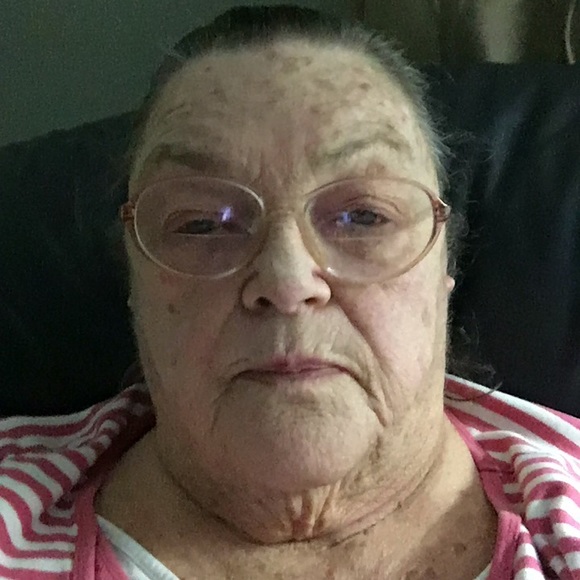 Profile Picture of Janet Ackerman (@janetackerman23) on Poshmark