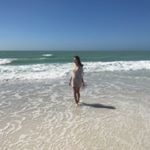 Profile Picture of Ella Wolfe (@theellawolfe) on Instagram