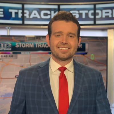 Profile Picture of Sean Macaday (@MacadayWX) on Twitter