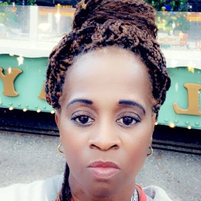 Profile Picture of Jessie Spriggs (@HoldmyhandsLord) on Twitter